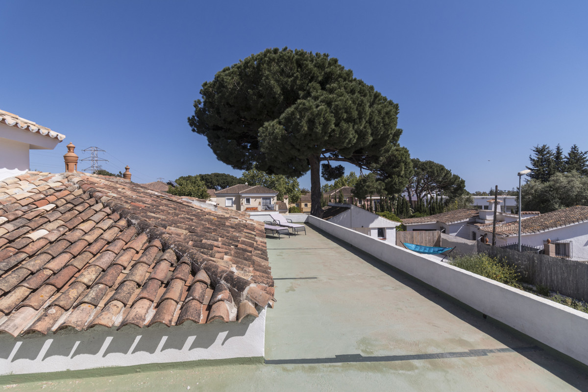 9 Bed Townhouse for sale in Marbella Costa Del Sol, Málaga, Spain