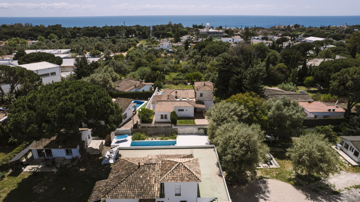 9 Bed Townhouse for sale in Marbella Costa Del Sol, Málaga, Spain