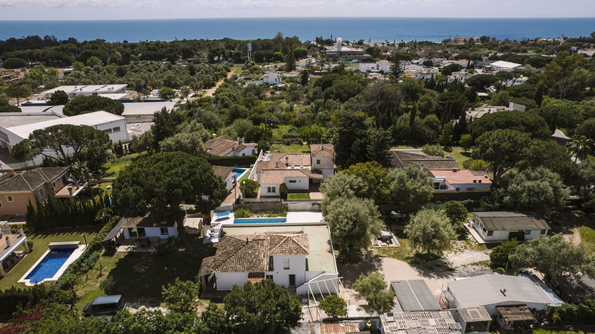 9 Bed Townhouse for sale in Marbella Costa Del Sol, Málaga, Spain