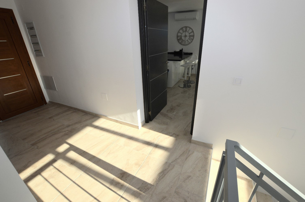 6 Bed Townhouse for sale in Benalmadena Costa Del Sol, Málaga, Spain