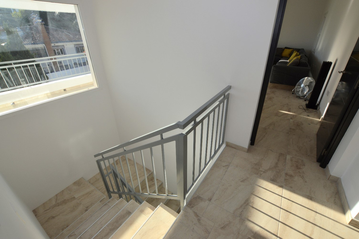 6 Bed Townhouse for sale in Benalmadena Costa Del Sol, Málaga, Spain