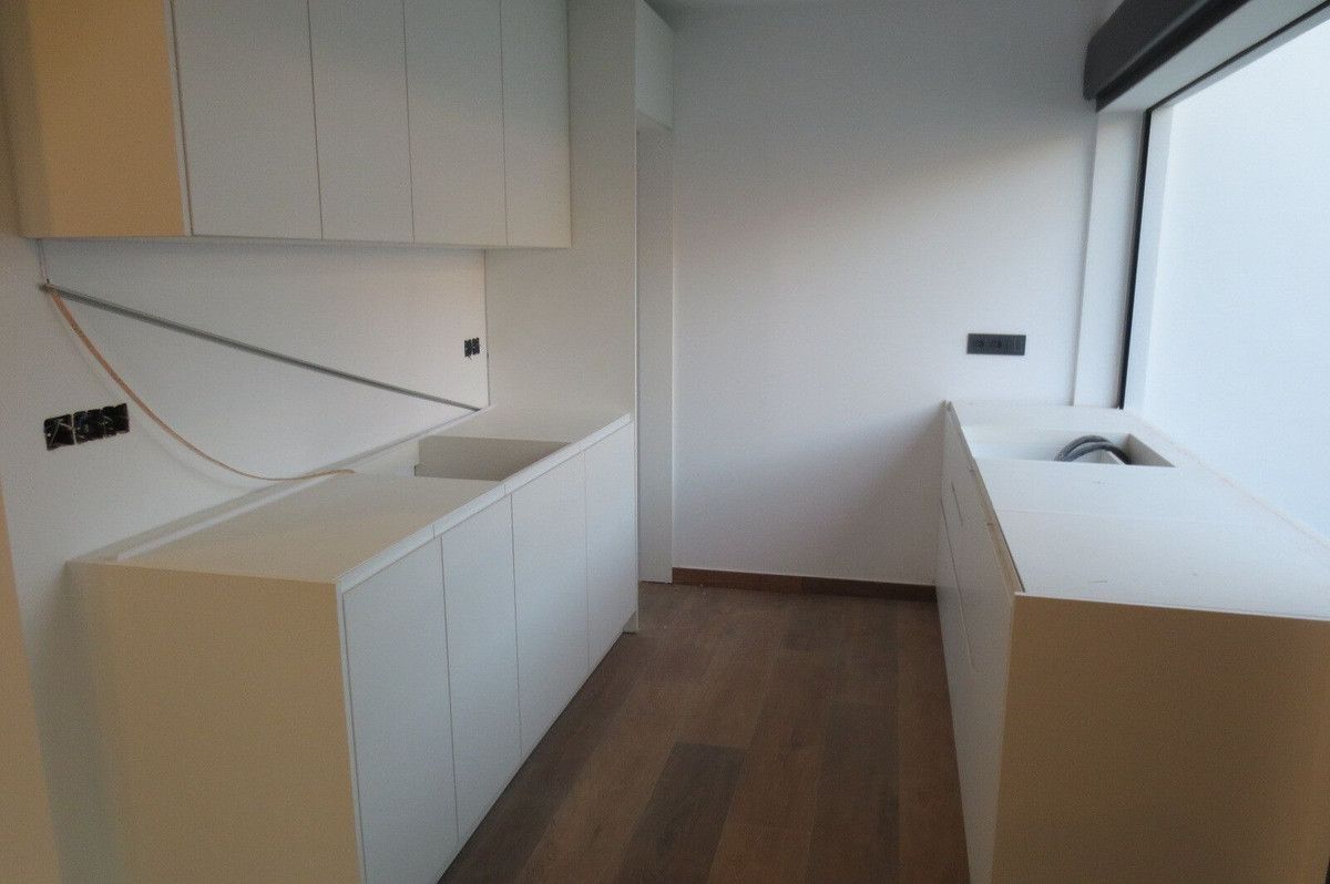 Se vende Villa - Chalet de 4 dormitorios en Costa Del Sol, Málaga, España
