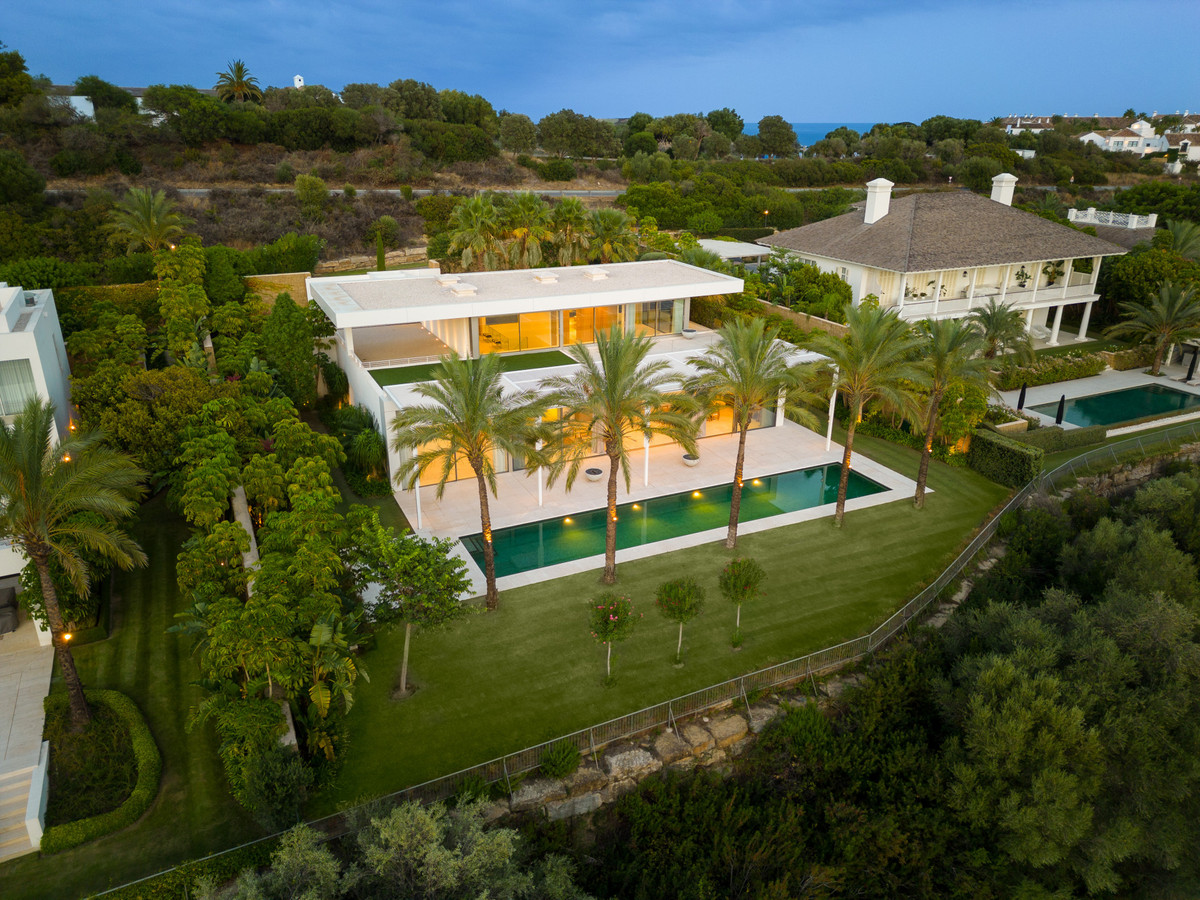 Se vende Villa - Chalet de 4 dormitorios en Costa Del Sol, Málaga, España