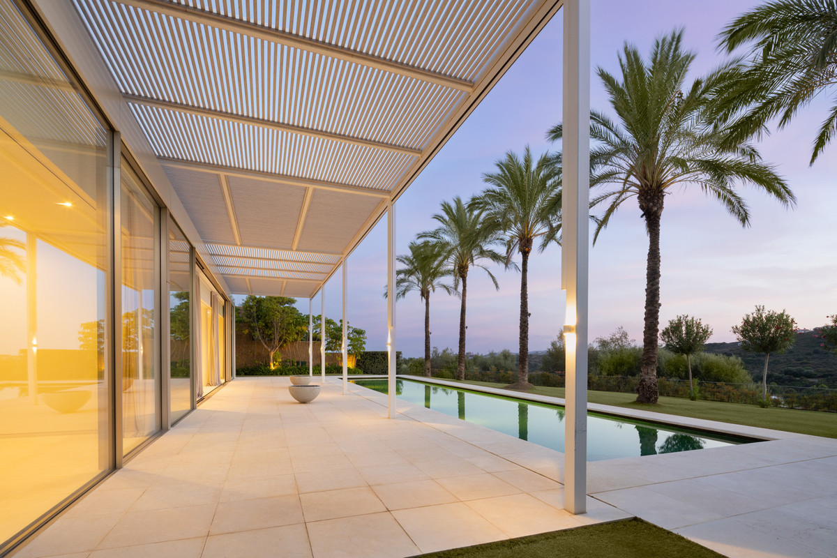Se vende Villa - Chalet de 4 dormitorios en Costa Del Sol, Málaga, España