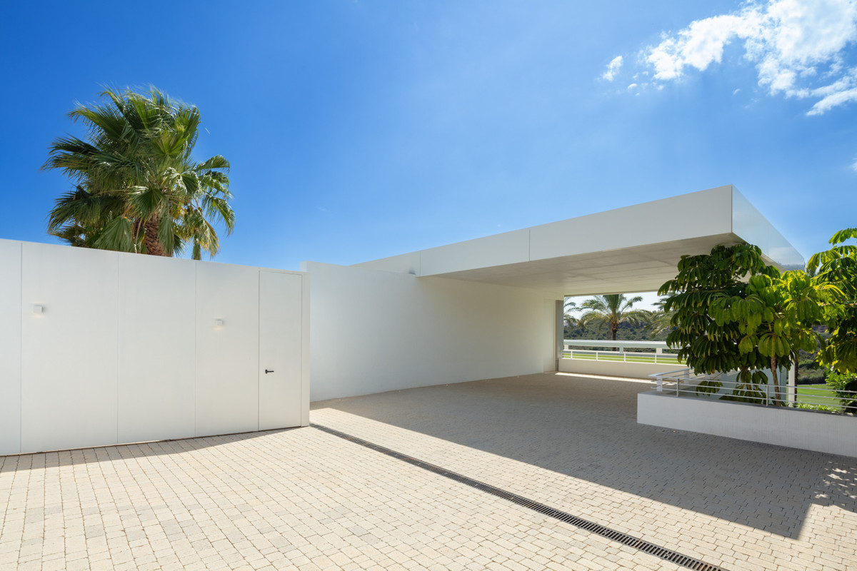 Se vende Villa - Chalet de 4 dormitorios en Costa Del Sol, Málaga, España