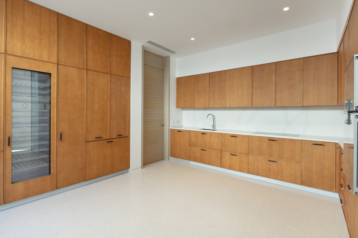 Se vende Villa - Chalet de 4 dormitorios en Costa Del Sol, Málaga, España
