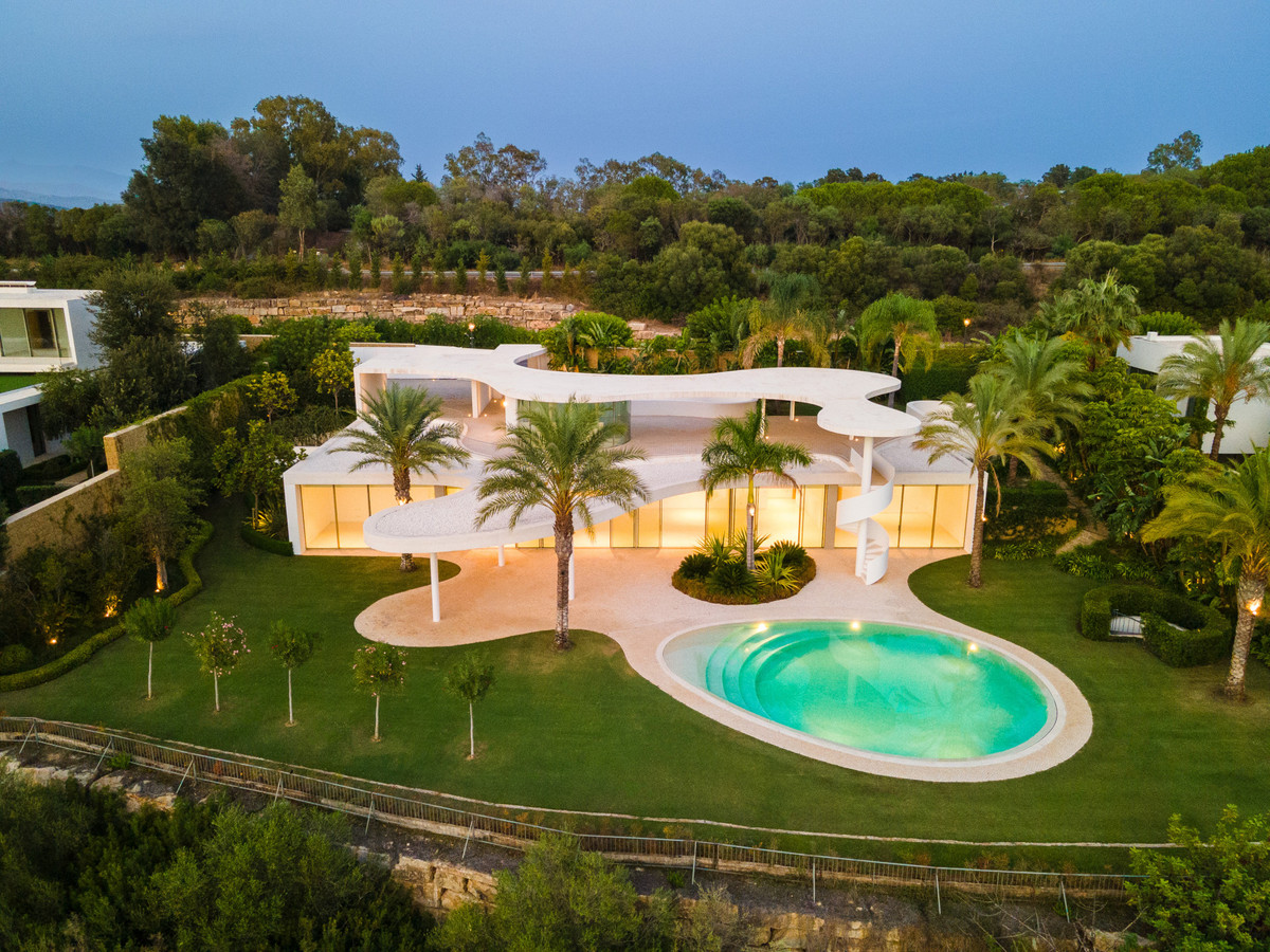 Se vende Villa - Chalet de 4 dormitorios en Costa Del Sol, Málaga, España