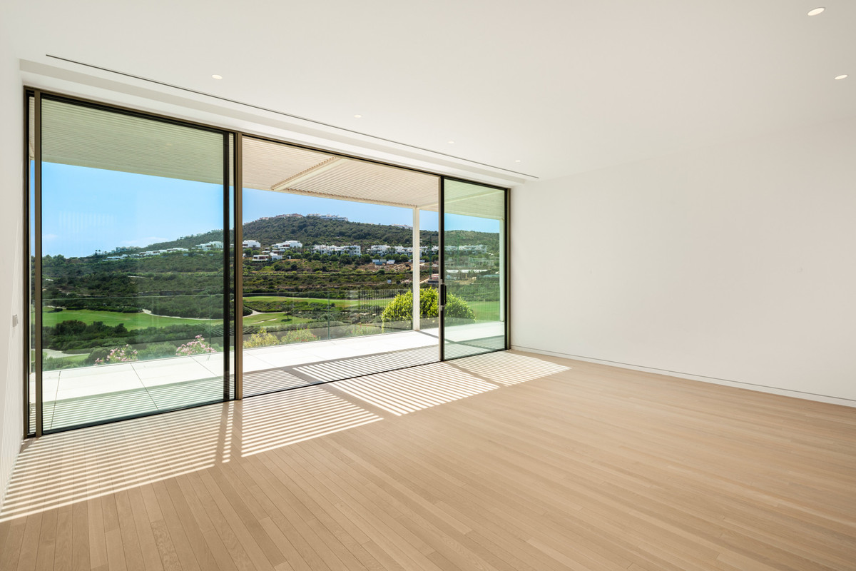 Se vende Villa - Chalet de 5 dormitorios en Costa Del Sol, Málaga, España