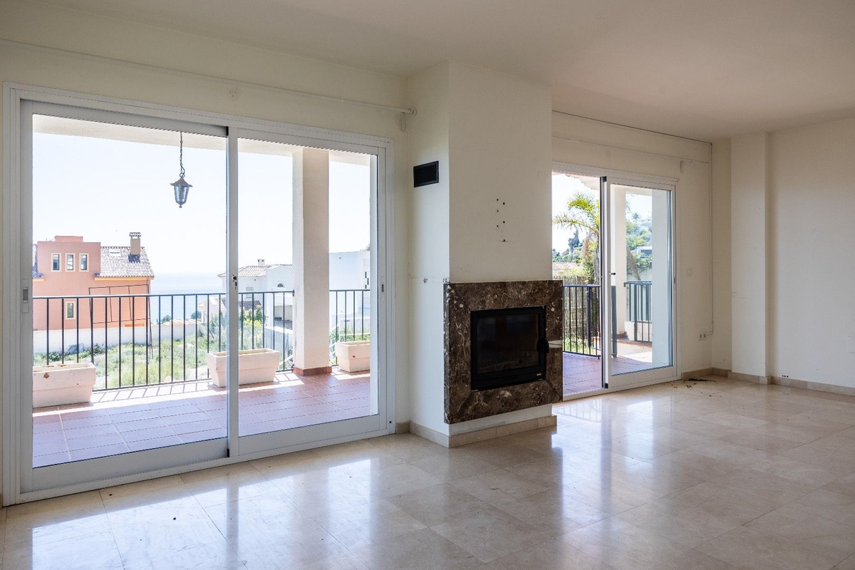 3 Bed Townhouse for sale in Benalmadena Costa Del Sol, Málaga, Spain