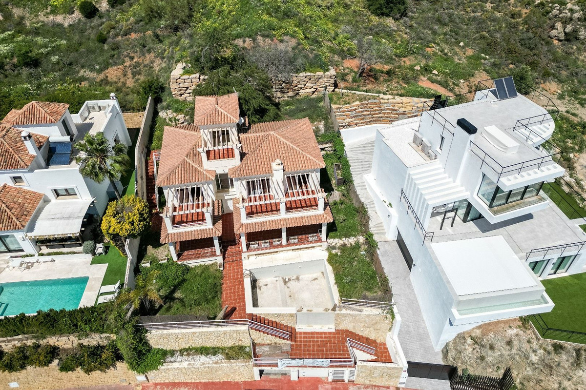 3 Bed Townhouse for sale in Benalmadena Costa Del Sol, Málaga, Spain