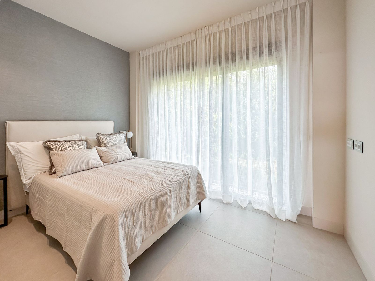 5 Bed Townhouse for sale in New Golden Mile Costa Del Sol, Málaga, Spain