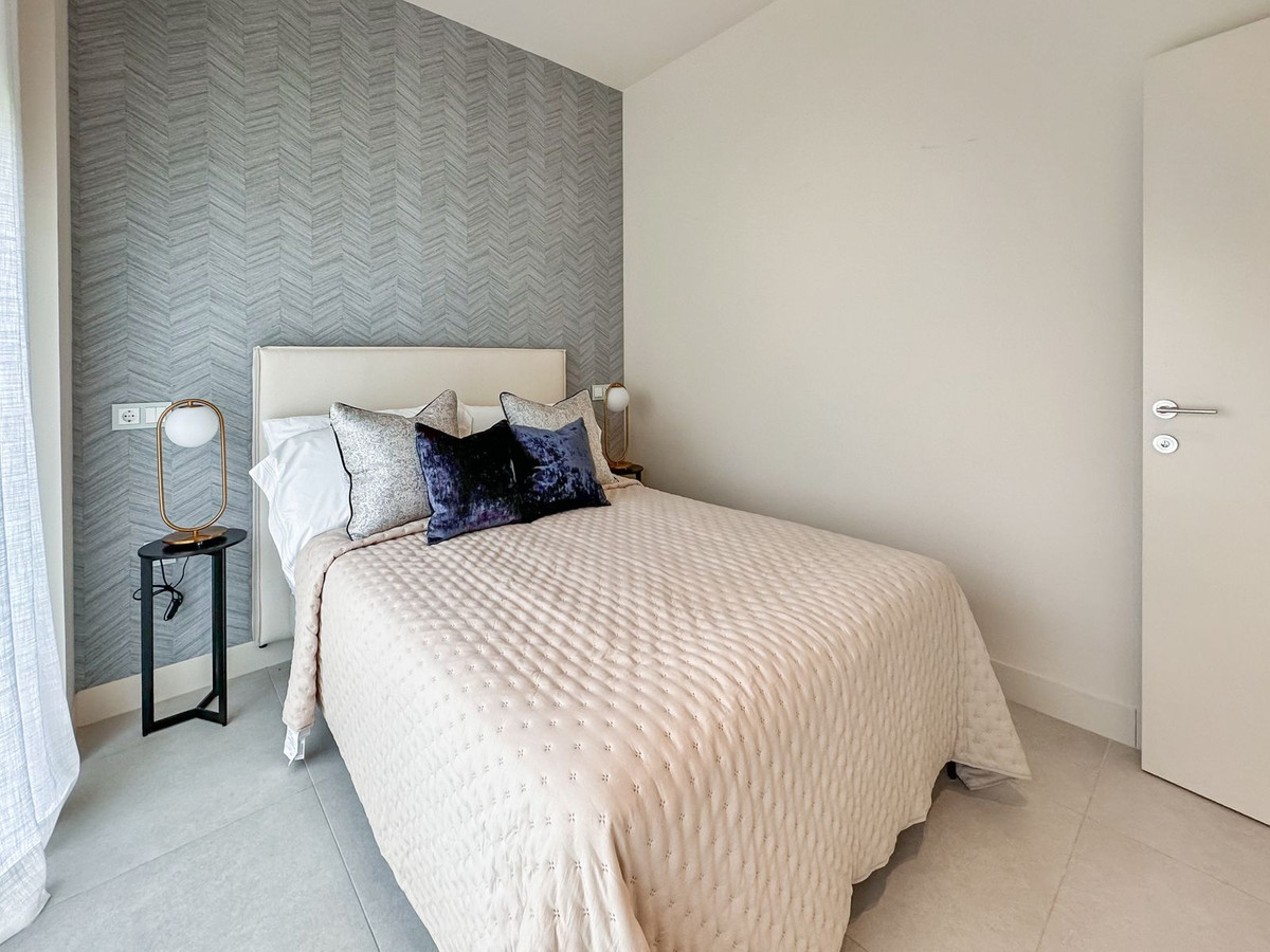 5 Bed Townhouse for sale in New Golden Mile Costa Del Sol, Málaga, Spain