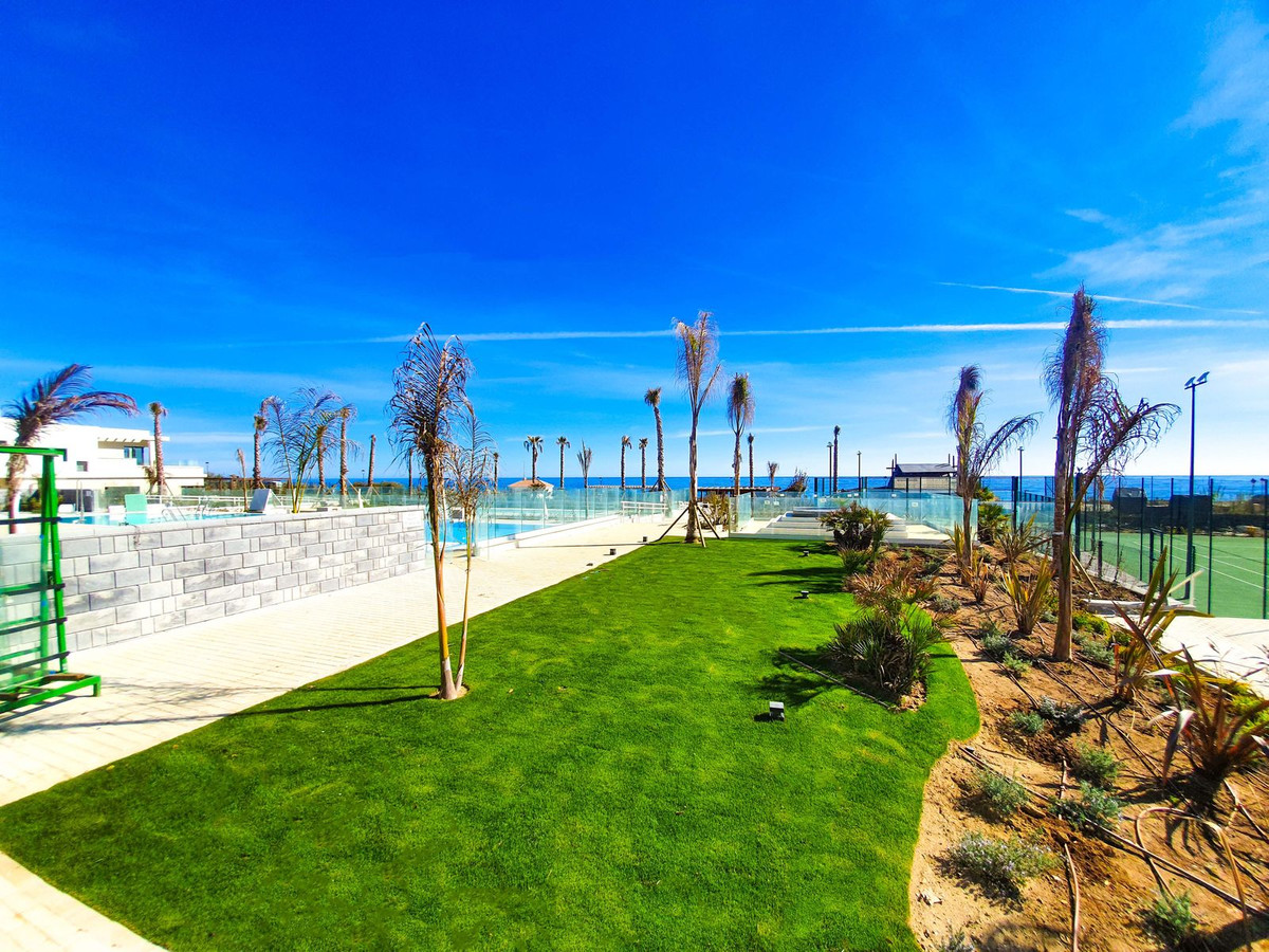 5 Bed Townhouse for sale in New Golden Mile Costa Del Sol, Málaga, Spain
