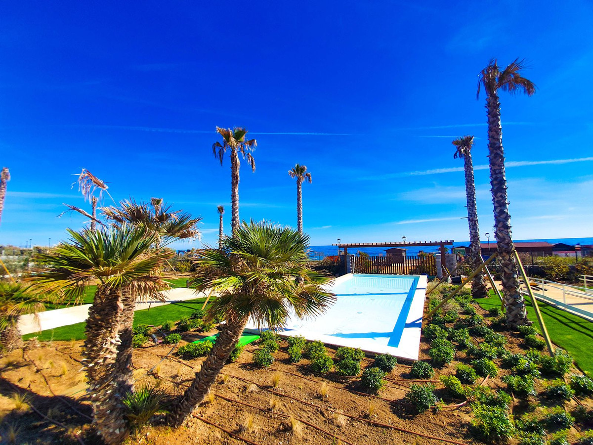 5 Bed Townhouse for sale in New Golden Mile Costa Del Sol, Málaga, Spain
