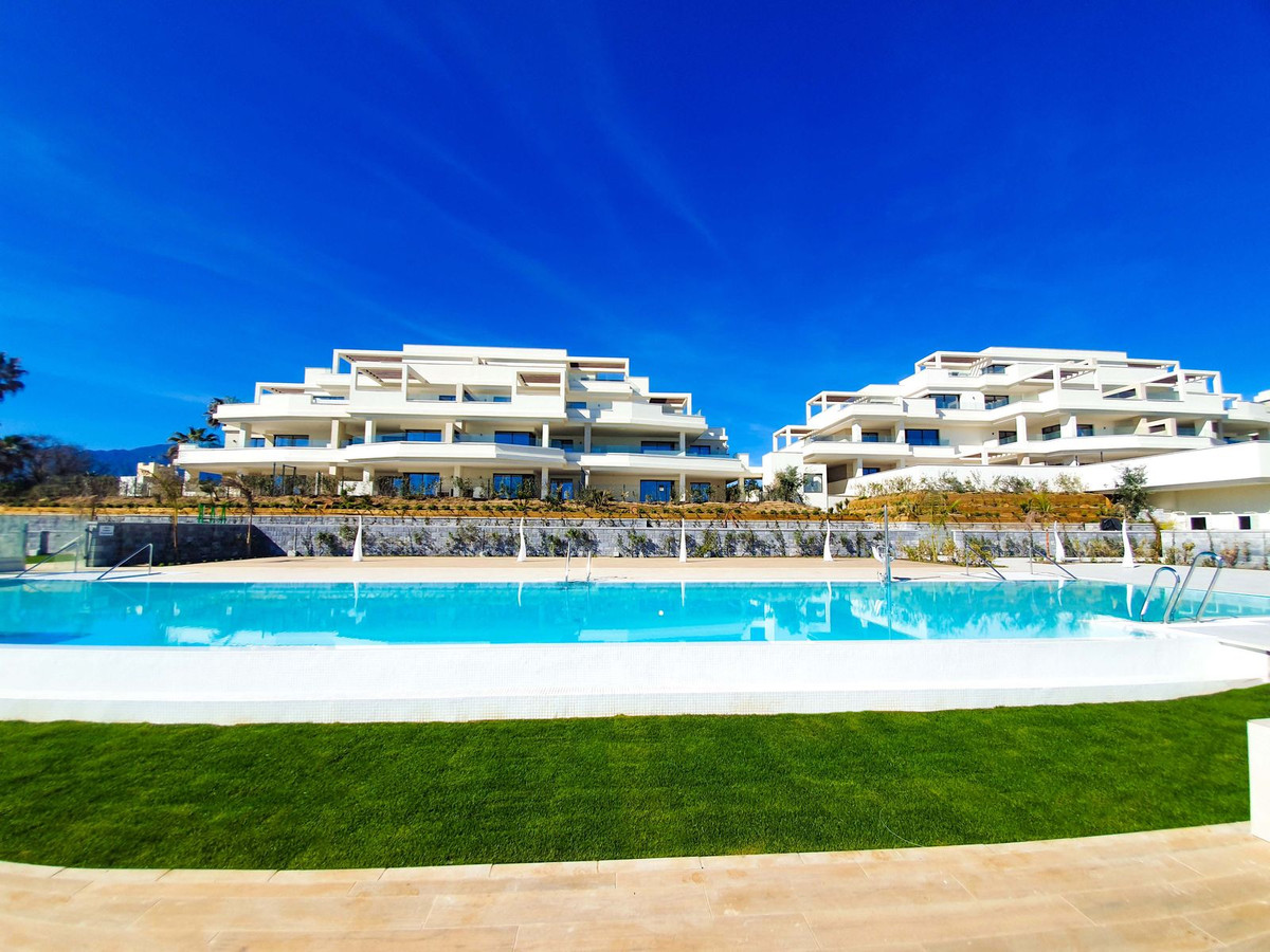 5 Bed Townhouse for sale in New Golden Mile Costa Del Sol, Málaga, Spain