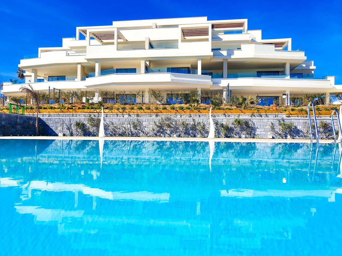 5 Bed Townhouse for sale in New Golden Mile Costa Del Sol, Málaga, Spain