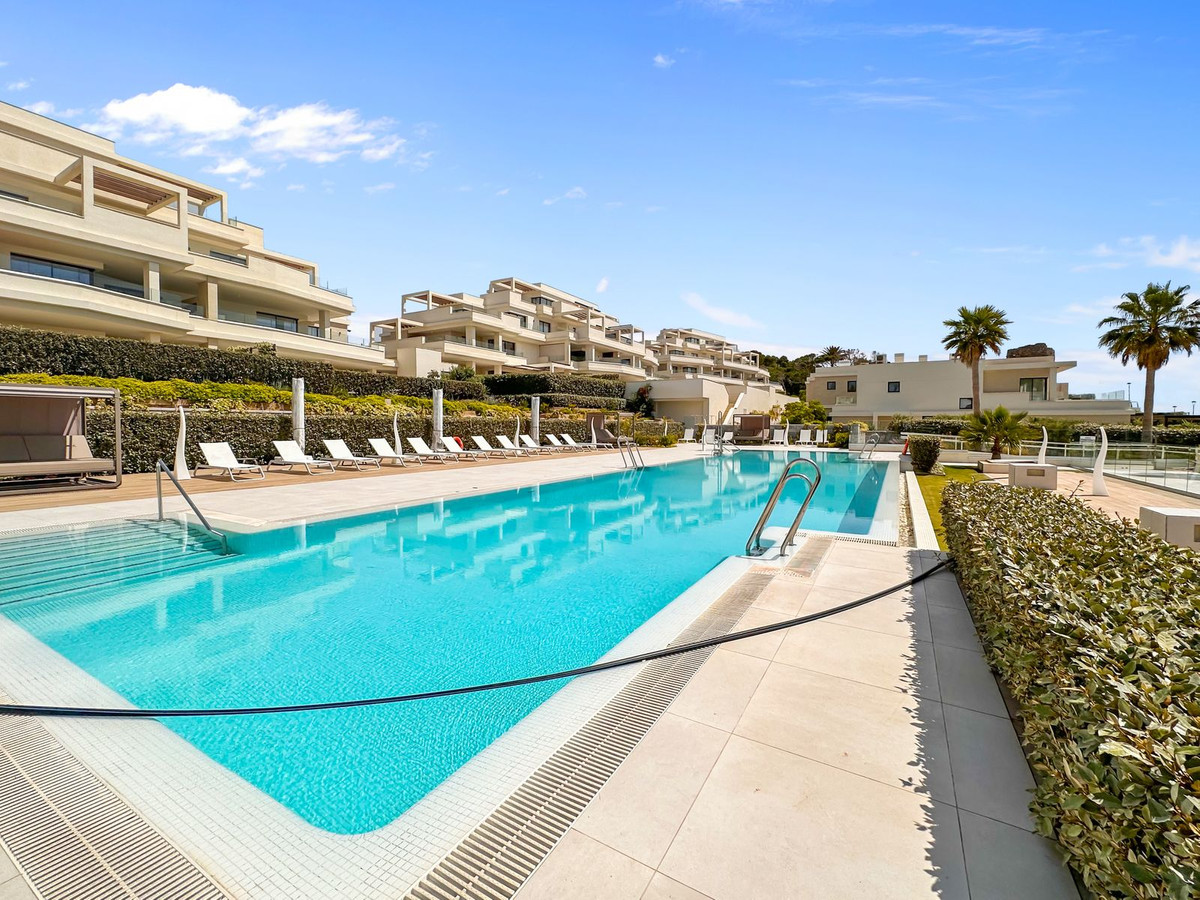 5 Bed Townhouse for sale in New Golden Mile Costa Del Sol, Málaga, Spain
