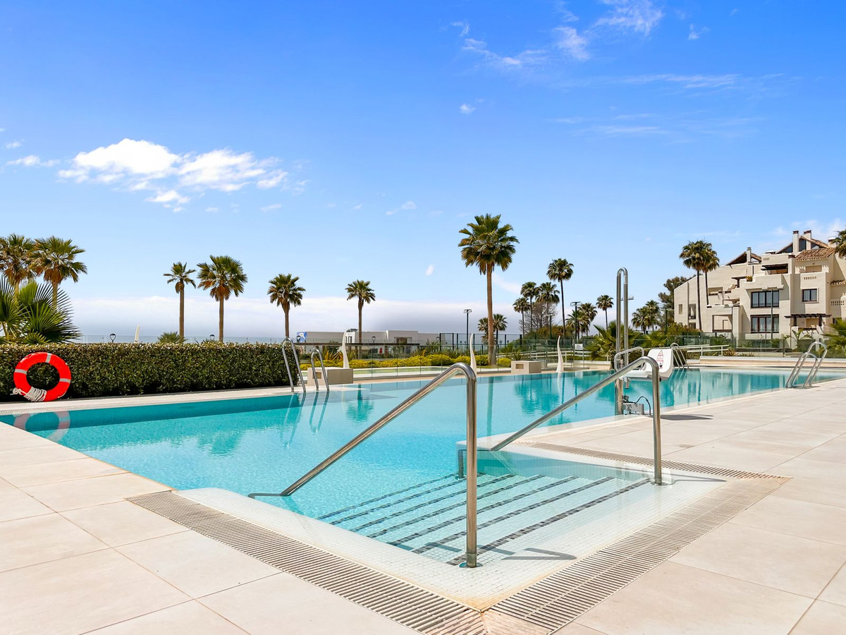 5 Bed Townhouse for sale in New Golden Mile Costa Del Sol, Málaga, Spain