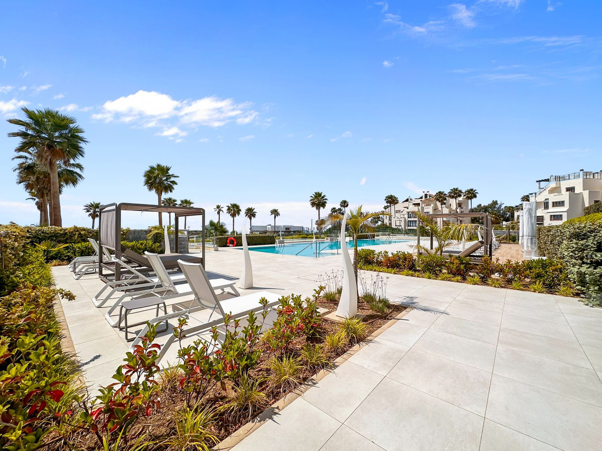 5 Bed Townhouse for sale in New Golden Mile Costa Del Sol, Málaga, Spain