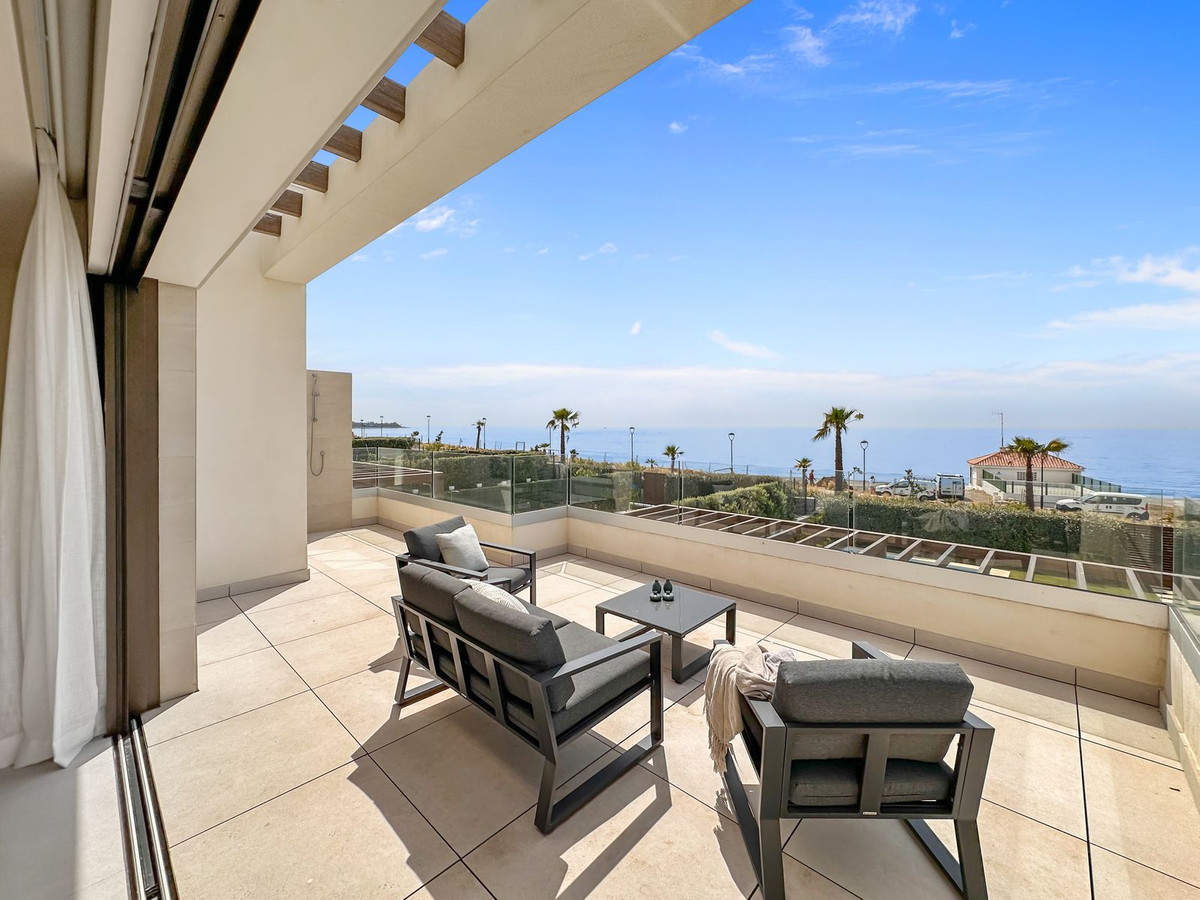 5 Bed Townhouse for sale in New Golden Mile Costa Del Sol, Málaga, Spain