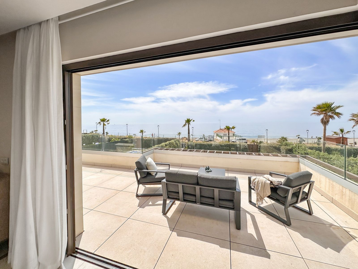5 Bed Townhouse for sale in New Golden Mile Costa Del Sol, Málaga, Spain