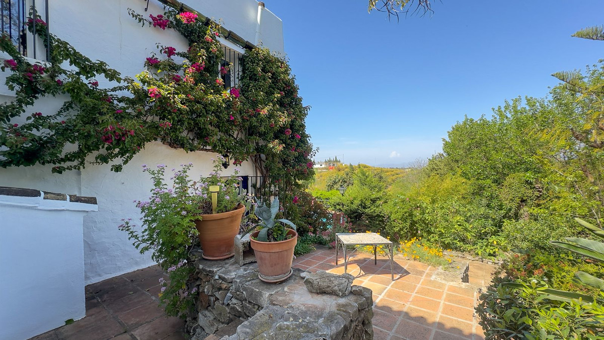 3 Bed Townhouse for sale in Alhaurín El Grande Costa Del Sol, Málaga, Spain