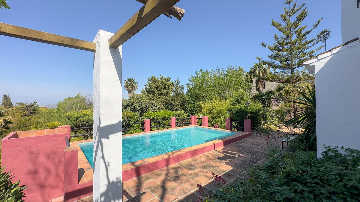 3 Bed Townhouse for sale in Alhaurín El Grande Costa Del Sol, Málaga, Spain