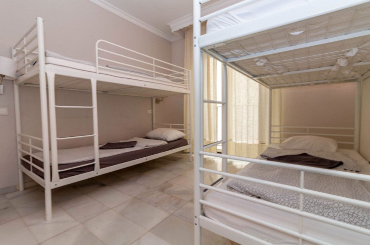 3 Bed Apartment for sale in Puerto Banús Costa Del Sol, Málaga, Spain