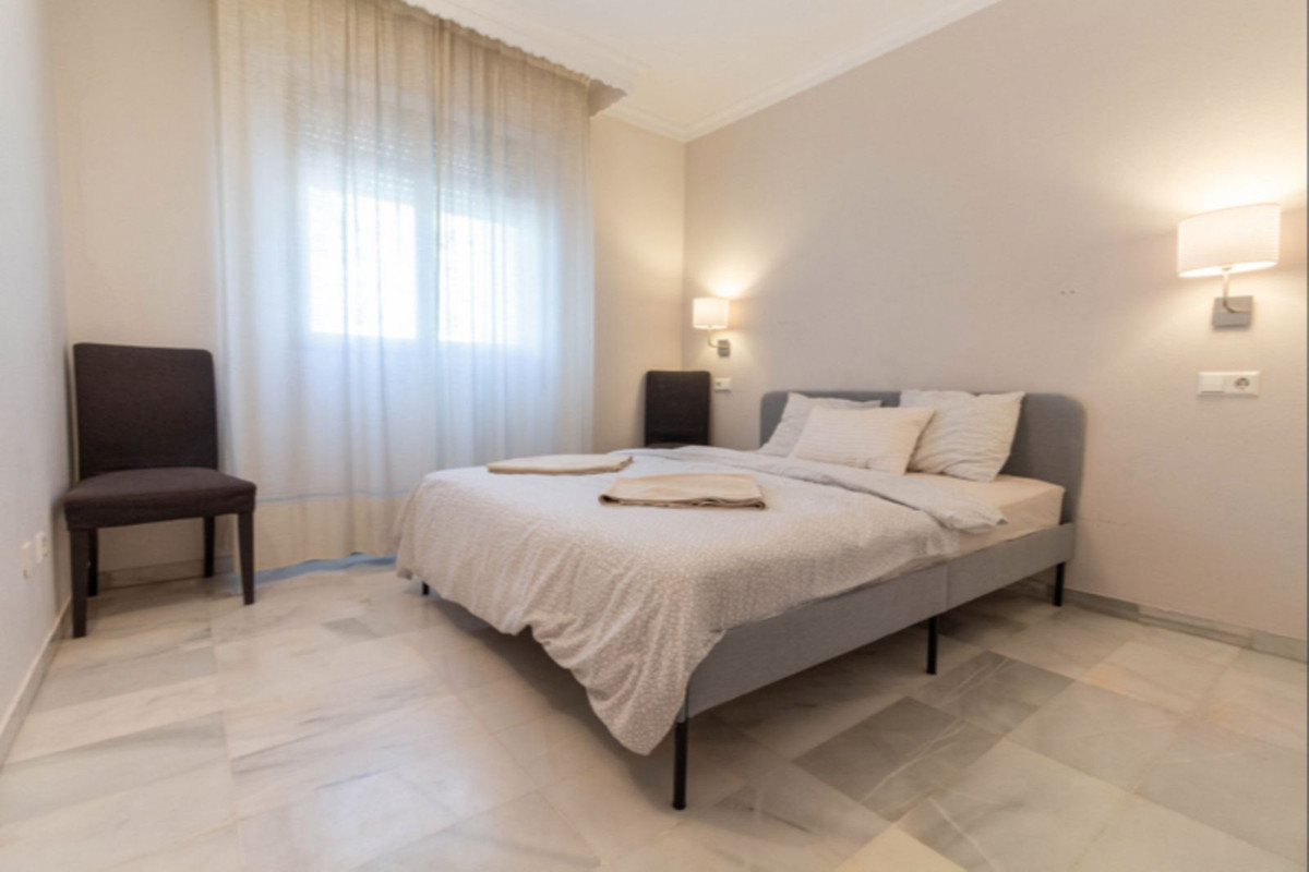 3 Bed Apartment for sale in Puerto Banús Costa Del Sol, Málaga, Spain