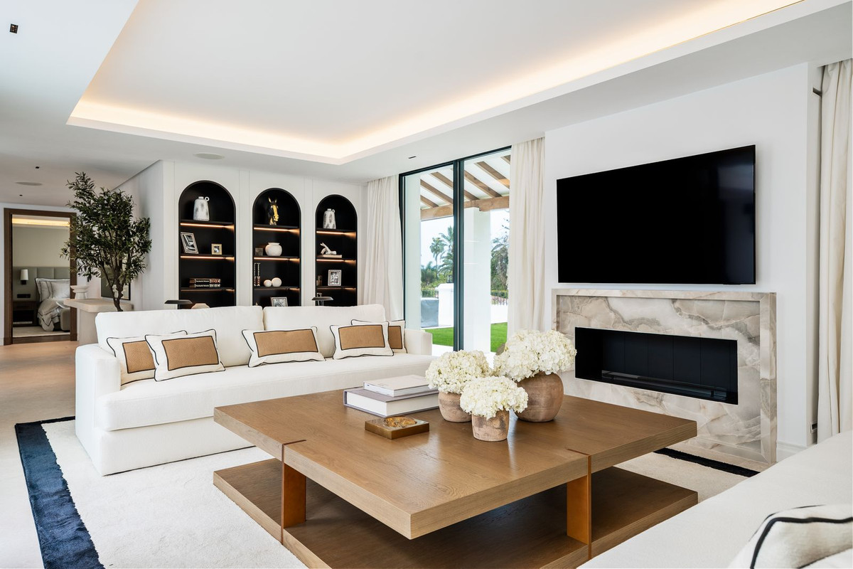 Se vende Villa - Chalet de 5 dormitorios en Costa Del Sol, Málaga, España