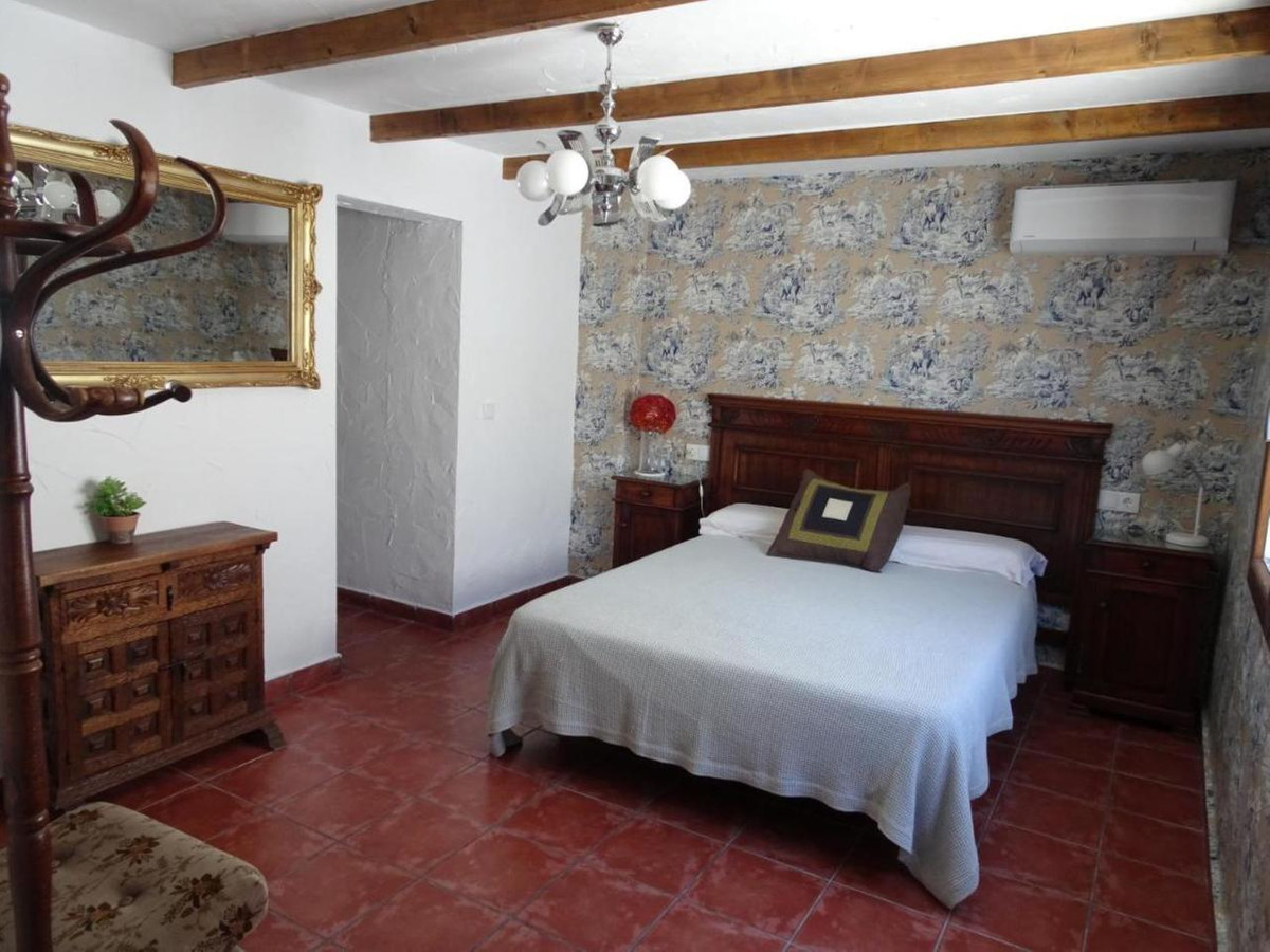 9 Bed Townhouse for sale in Cabo Roig Costa Blanca, Alicante, Spain