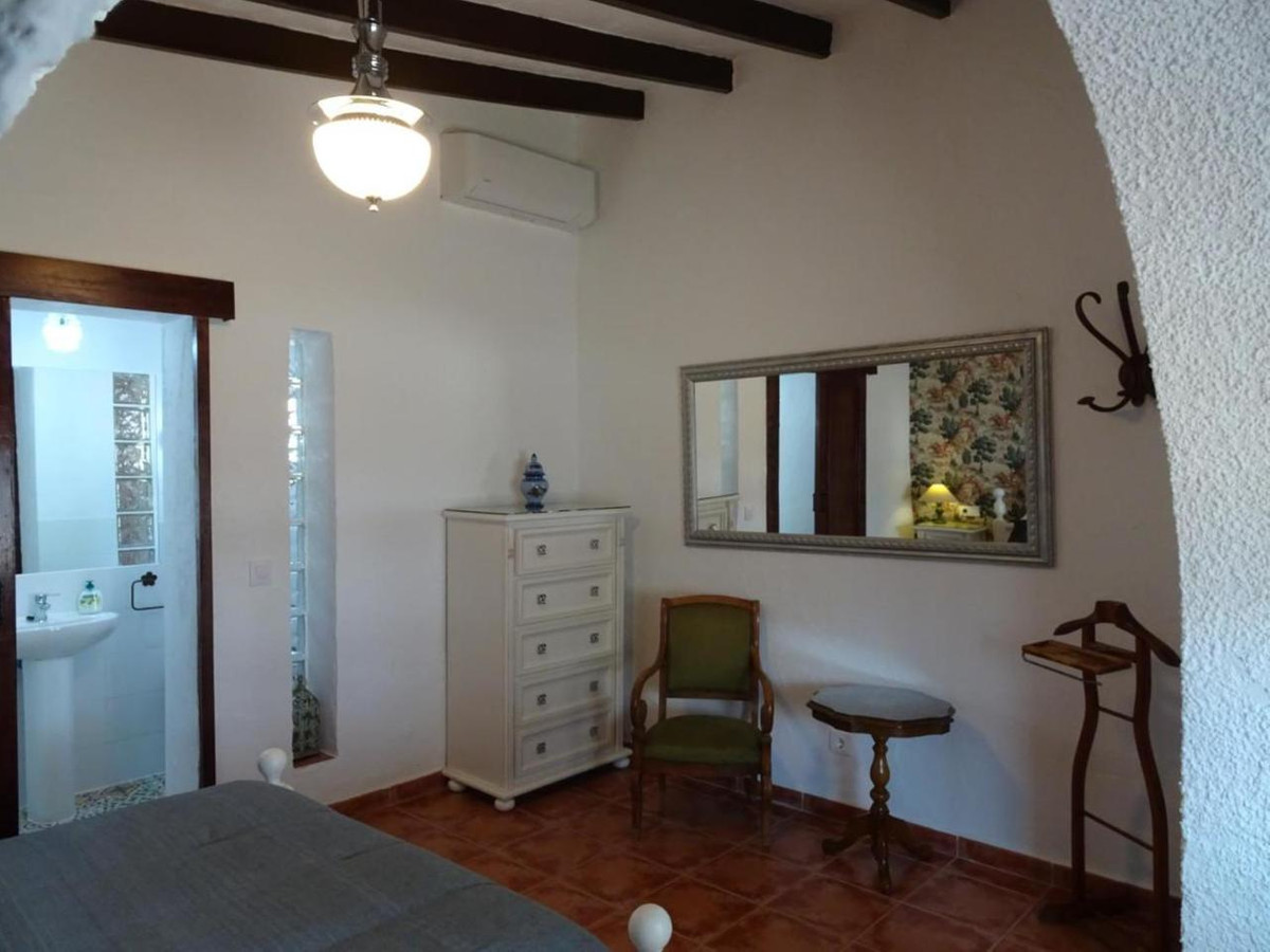 9 Bed Townhouse for sale in Cabo Roig Costa Blanca, Alicante, Spain