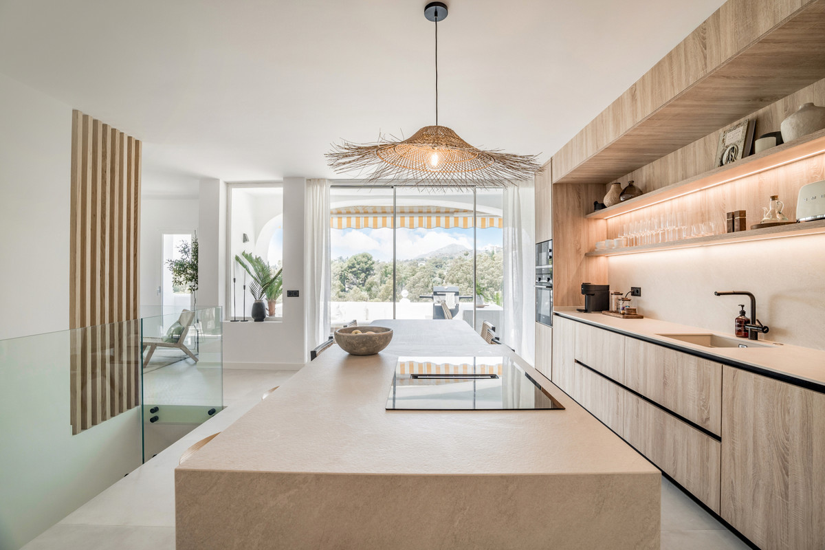 3 Bed Apartment for sale in La Quinta Costa Del Sol, Málaga, Spain