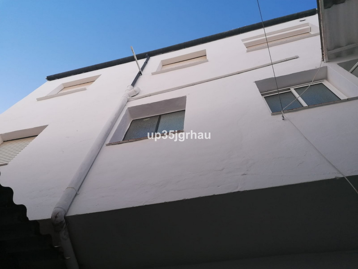 7 Bed Townhouse for sale in Ronda Costa Del Sol, Málaga, Spain