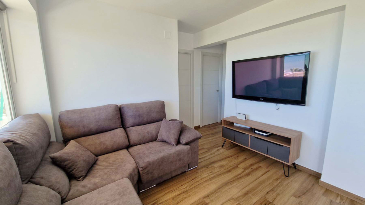 Se vende Apartamento Planta Media de 2 dormitorios en Costa Del Sol, Málaga, España