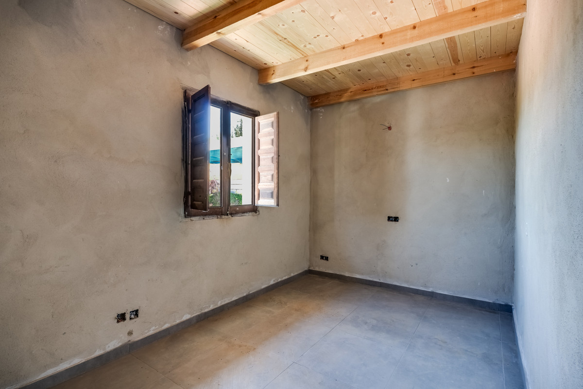 Se vende Finca - Cortijo de 8 dormitorios en Costa Del Sol, Málaga, España