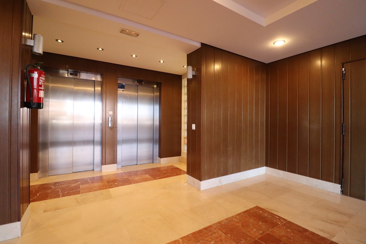 3 Bed Apartment for sale in Guardamar Del Segura Costa Blanca, Alicante, Spain