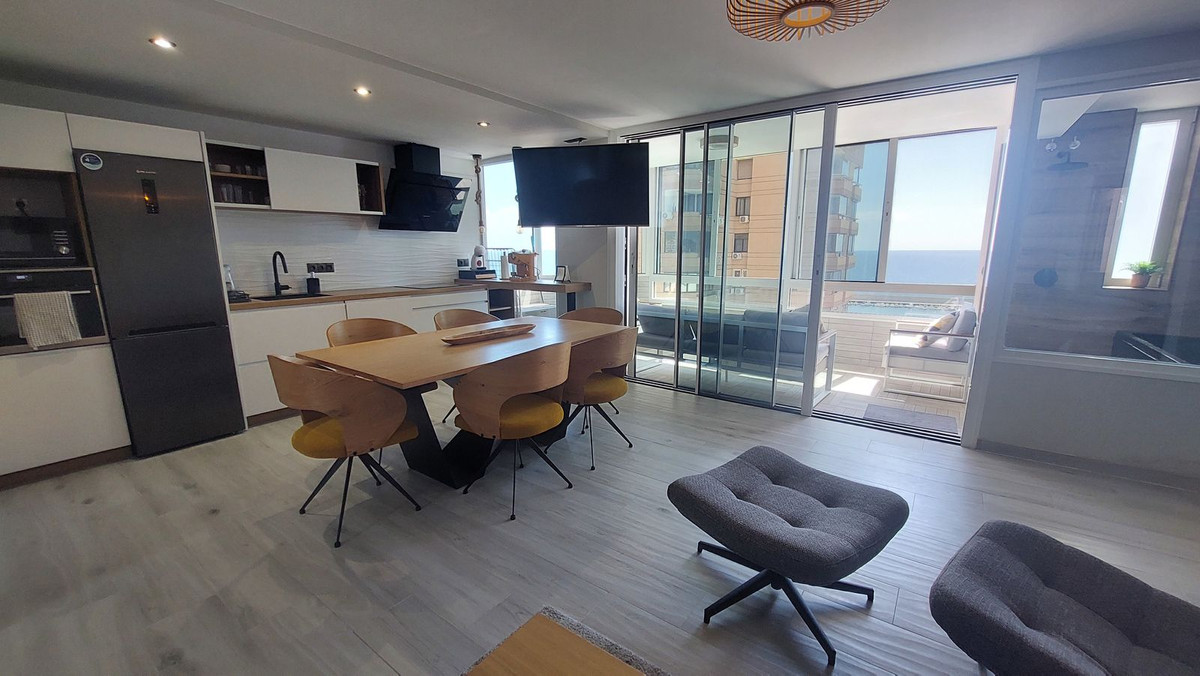 Se vende Apartamento Planta Media de 2 dormitorios en Costa Del Sol, Málaga, España