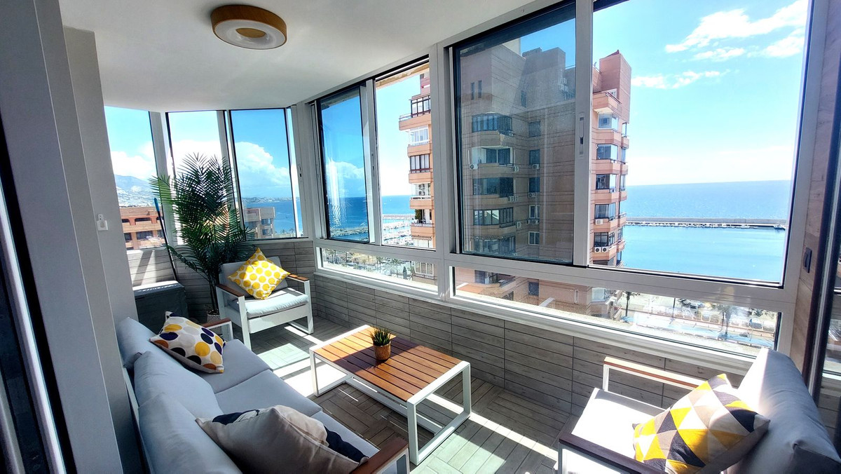 Se vende Apartamento Planta Media de 2 dormitorios en Costa Del Sol, Málaga, España