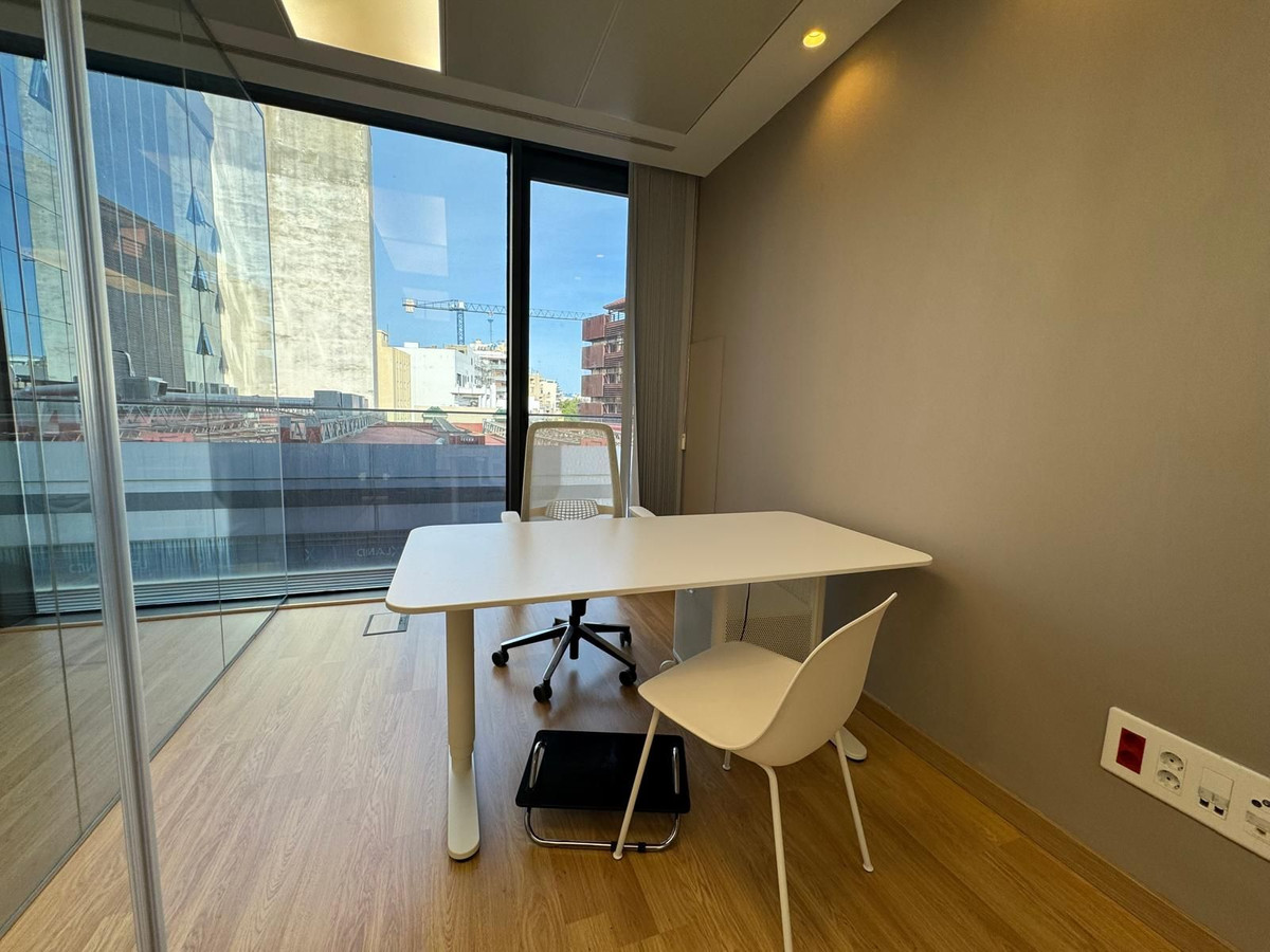 Commercial unit for sale in Marbella Costa Del Sol, Málaga, Spain