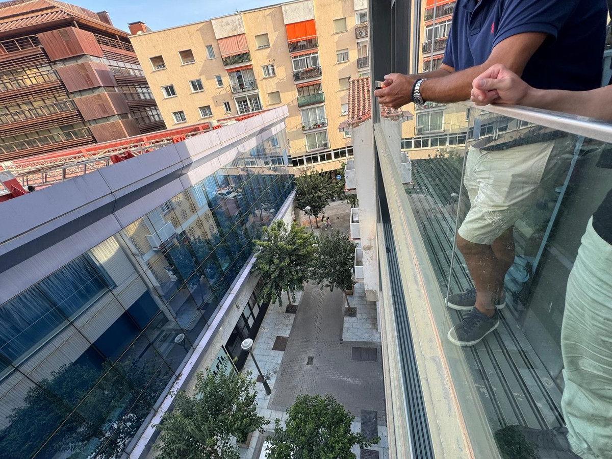 Commercial unit for sale in Marbella Costa Del Sol, Málaga, Spain