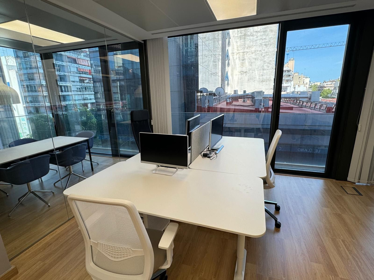 Commercial unit for sale in Marbella Costa Del Sol, Málaga, Spain