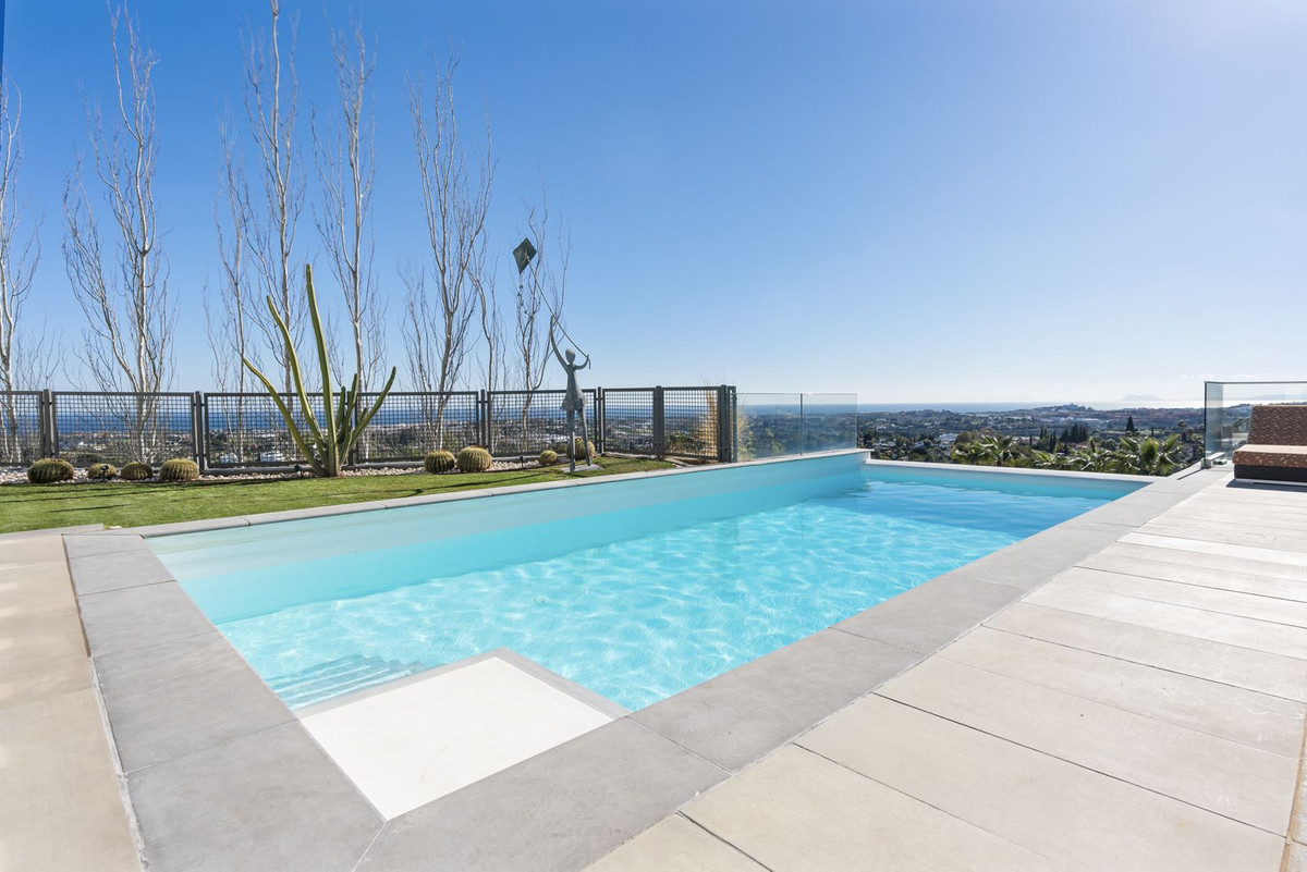 Se vende Villa - Chalet de 7 dormitorios en Costa Del Sol, Málaga, España