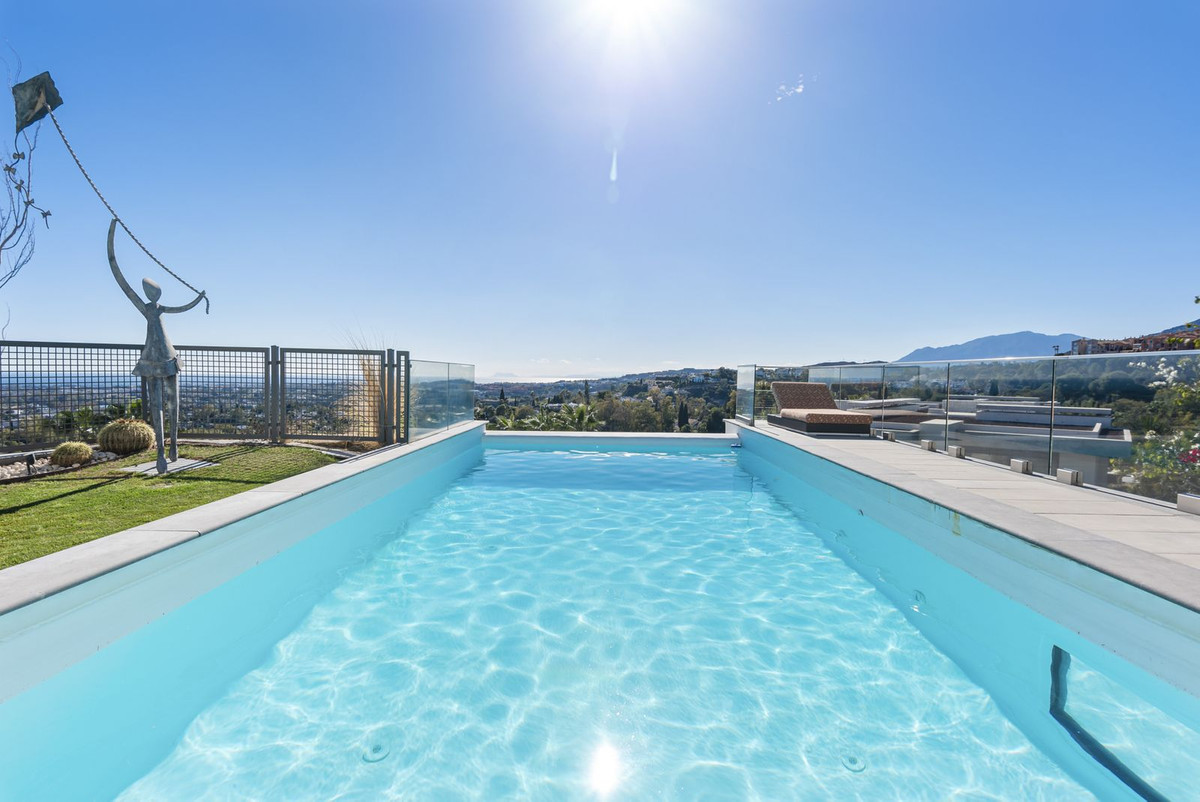 Se vende Villa - Chalet de 7 dormitorios en Costa Del Sol, Málaga, España