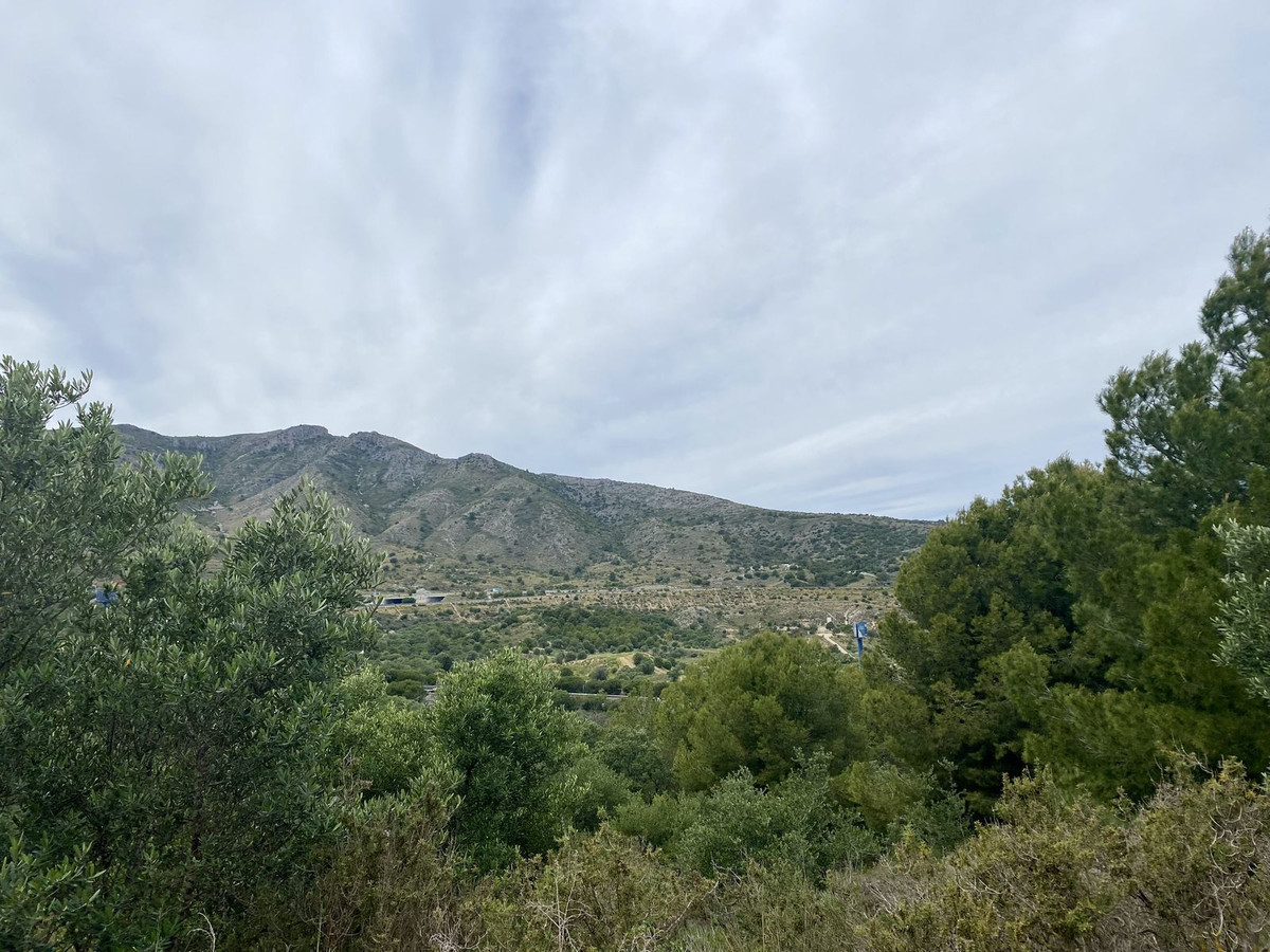 Se vende Terreno Urbano  en Costa Del Sol, Málaga, España