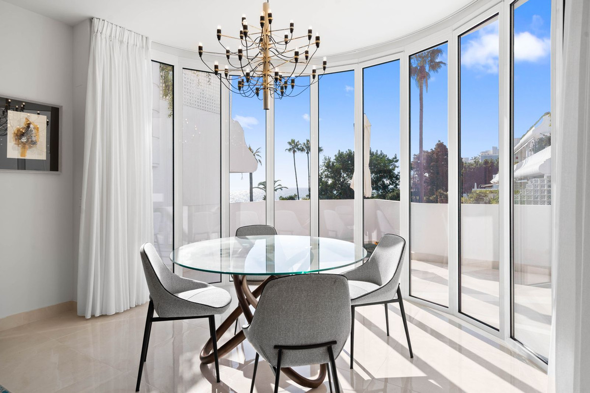2 Bed Apartment for sale in New Golden Mile Costa Del Sol, Málaga, Spain