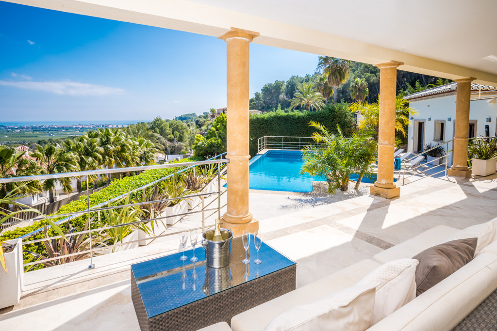 4 Bed Townhouse for sale in Javea Costa Blanca, Alicante, Spain