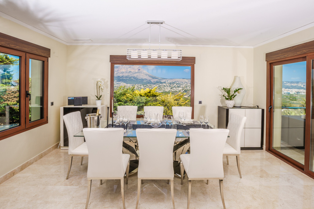 4 Bed Townhouse for sale in Javea Costa Blanca, Alicante, Spain