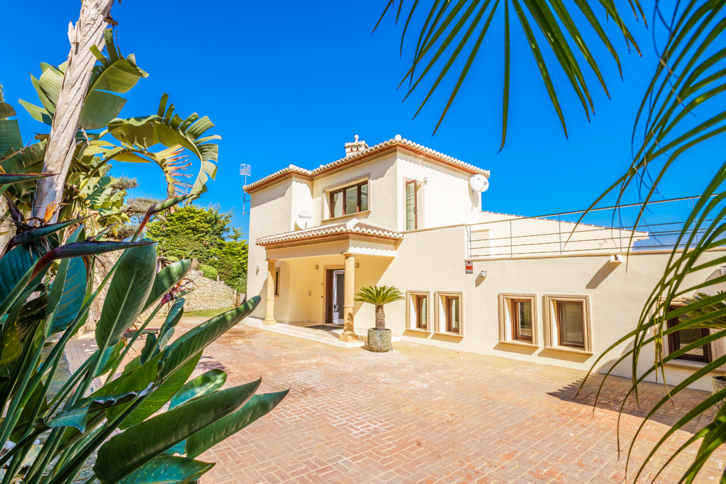 4 Bed Townhouse for sale in Javea Costa Blanca, Alicante, Spain