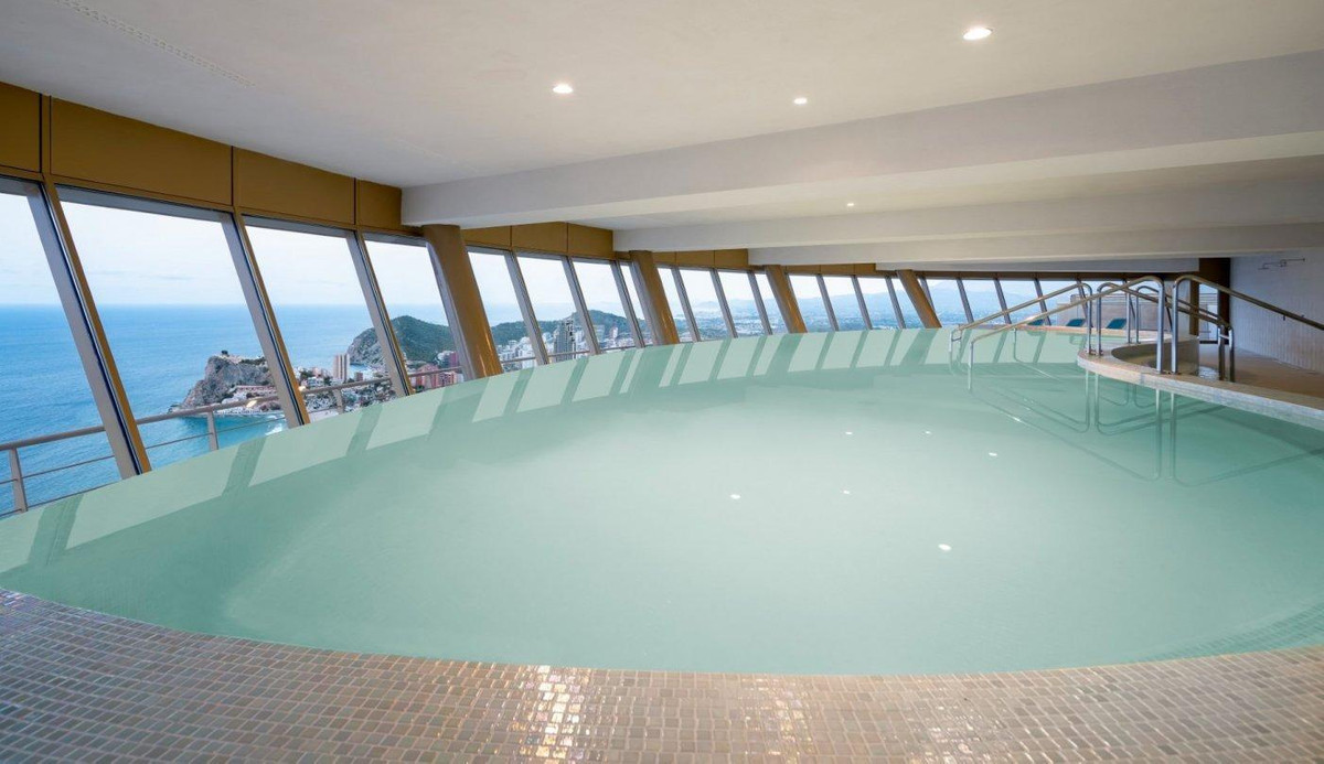 Se vende Apartamento Planta Media de 2 dormitorios en Costa Blanca, Alicante, España